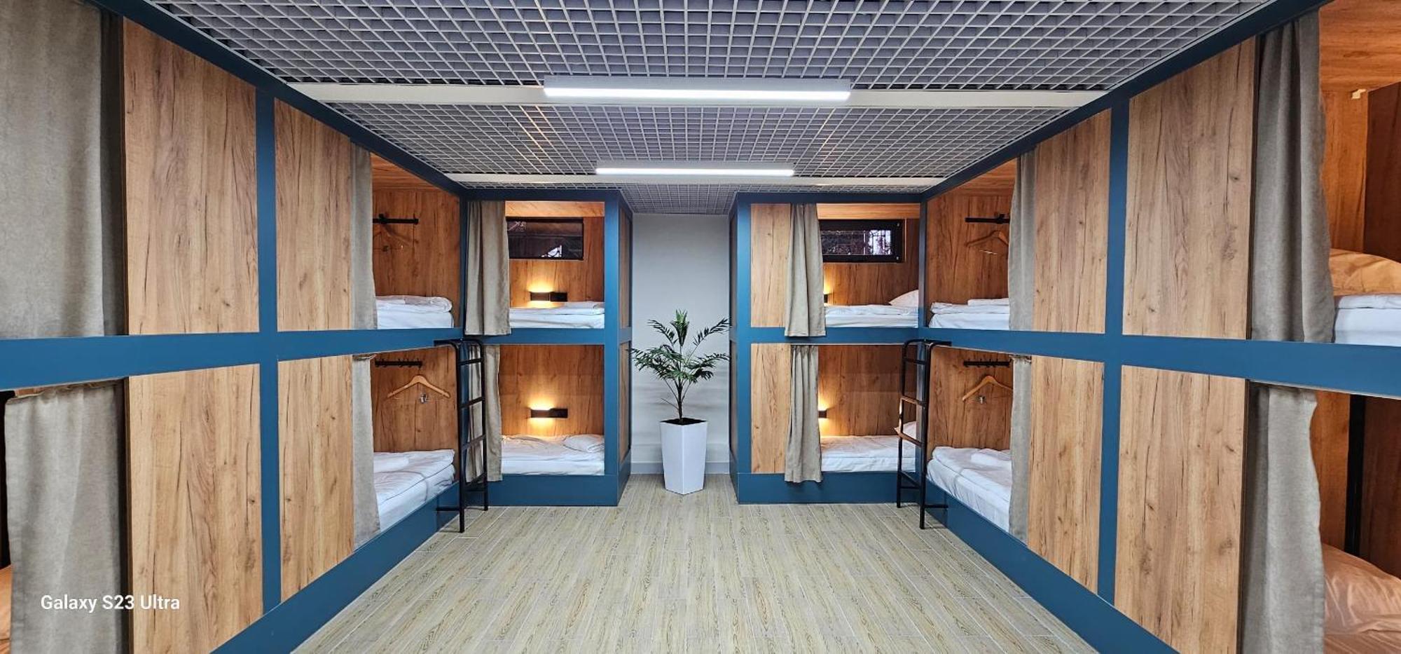 Ocean Hostel Osj Exteriör bild